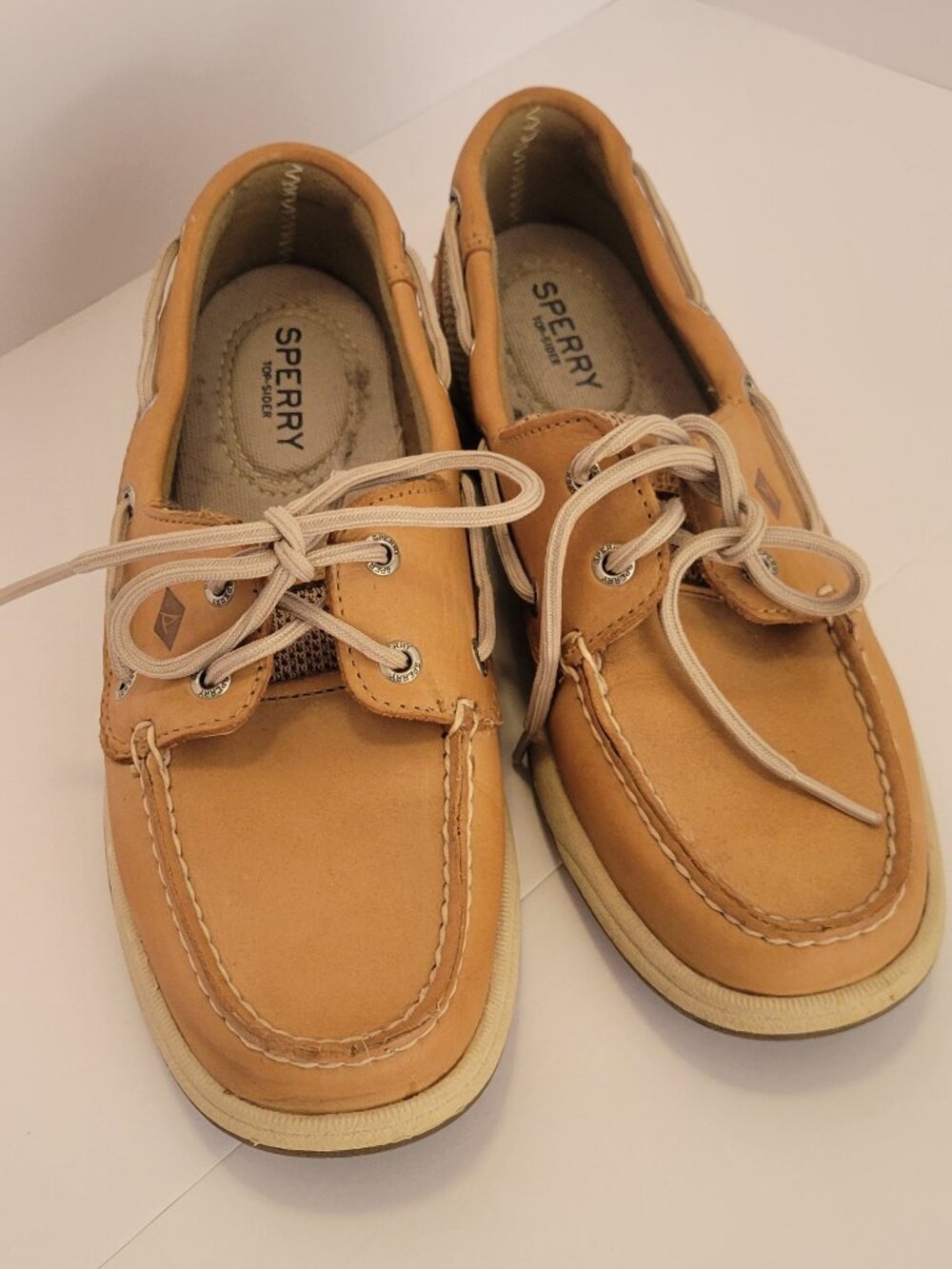 Sperry Like New Leather Boat Shoes Style 9774829 Size 6.5M